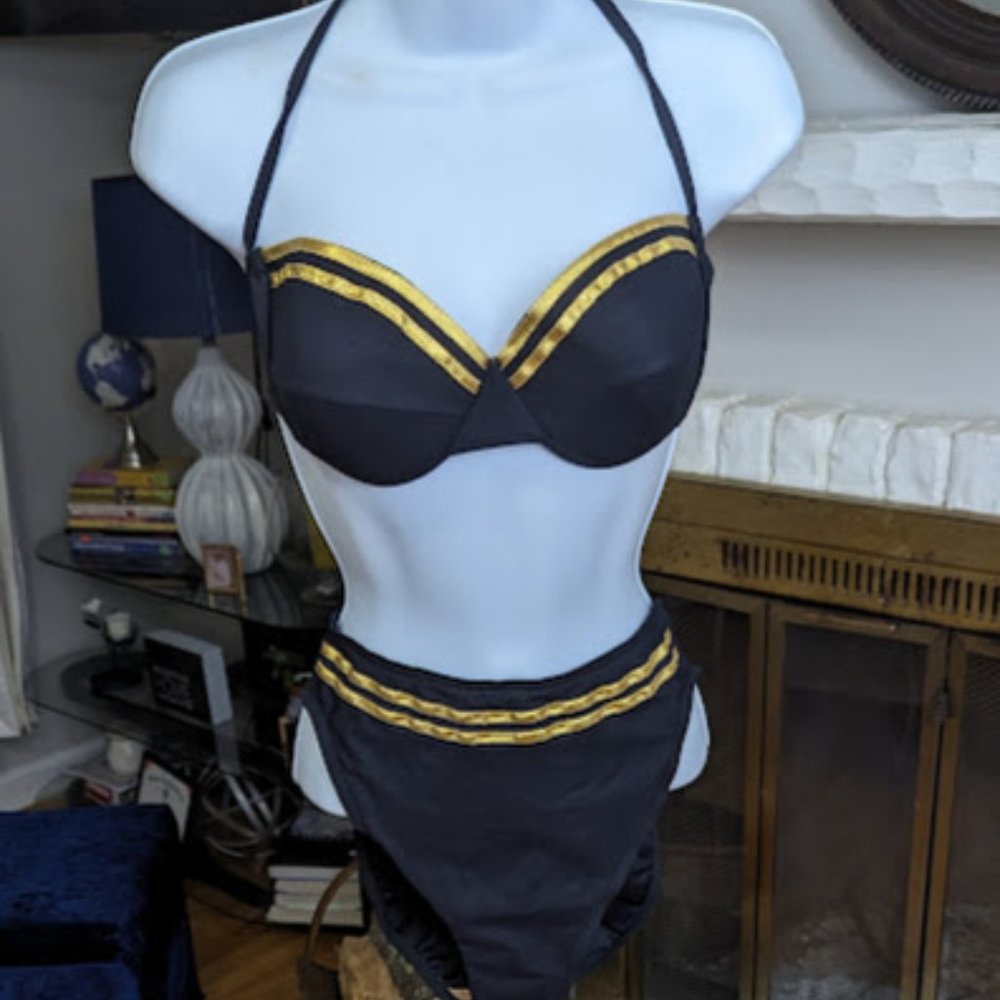 new- blk and gold Kathy Ireland swim suit